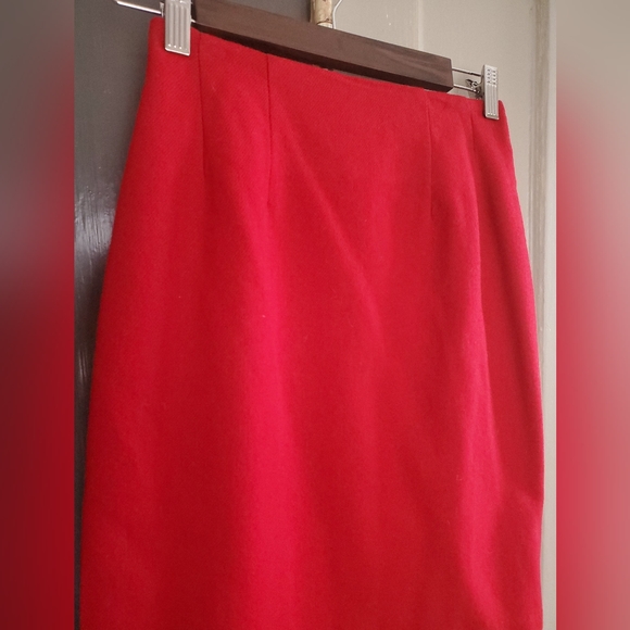 JG Hook Wool Red Pencil Skirt Lined 2 Petite - Picture 2 of 11